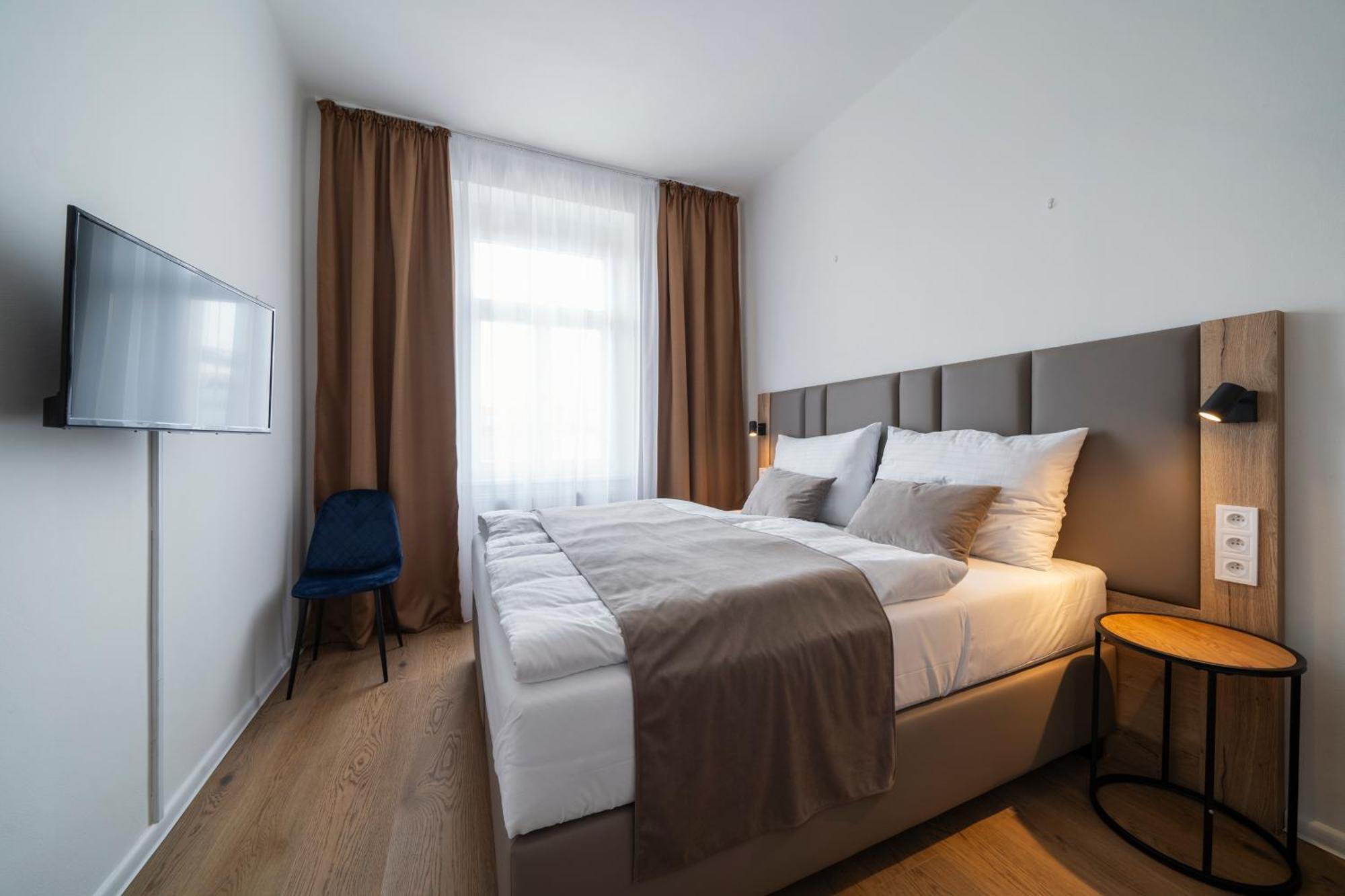 Hotel Leon Praha Bagian luar foto