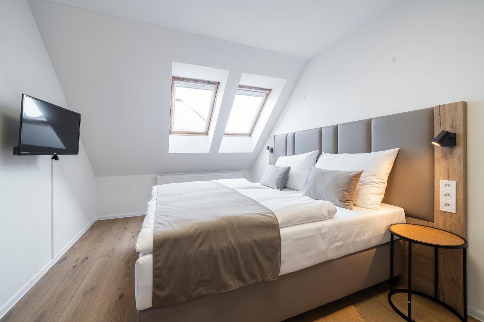 Hotel Leon Praha Bagian luar foto