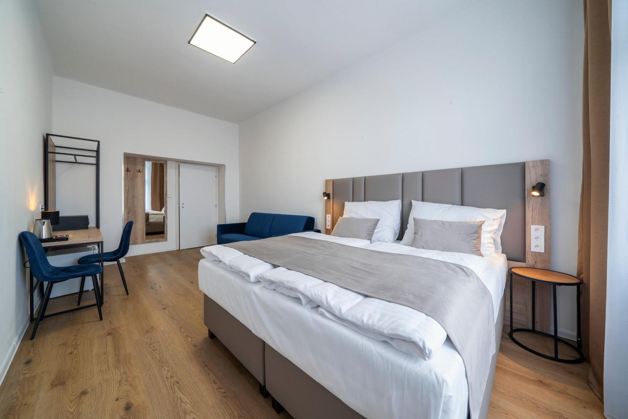 Hotel Leon Praha Bagian luar foto